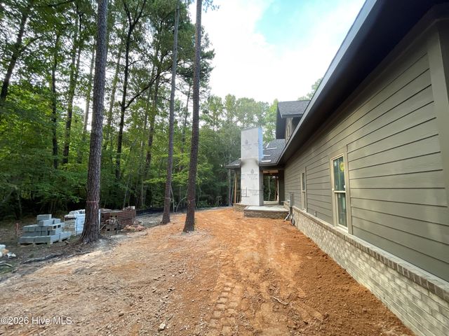 3 Hemlock Court, Pinehurst, NC 28374