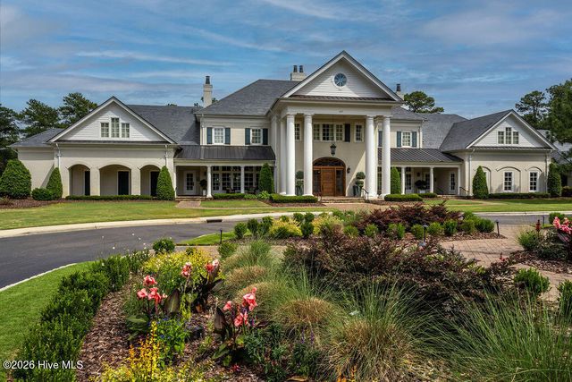 3 Hemlock Court, Pinehurst, NC 28374