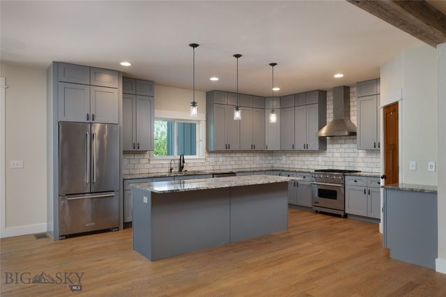 1697 Ryun Sun Way, Bozeman, MT 59718