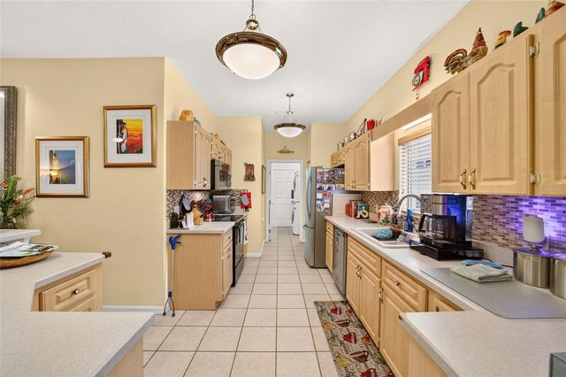5891 NW 27TH PLACE, Ocala, FL 34482