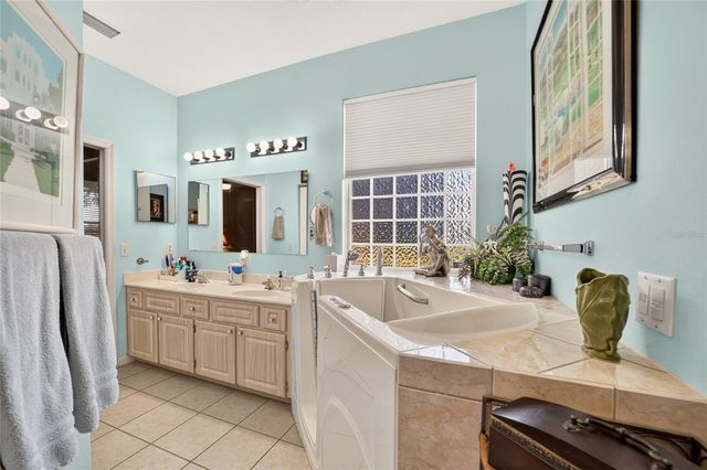 5891 NW 27TH PLACE, Ocala, FL 34482