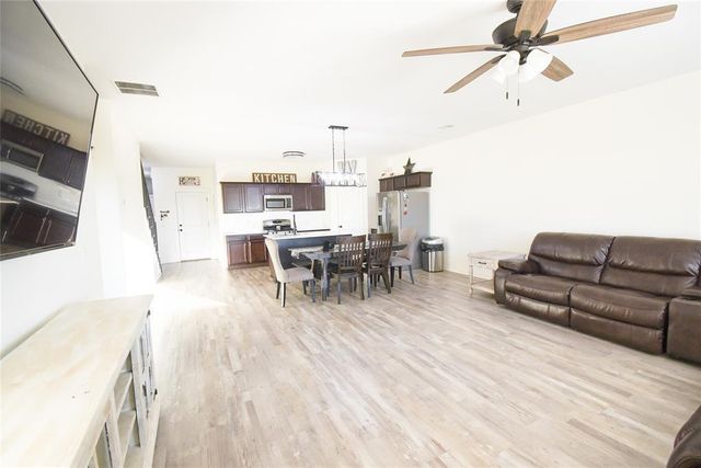 14375 Meadow Ridge Lane, Edmond, OK 73025