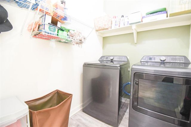 14375 Meadow Ridge Lane, Edmond, OK 73025