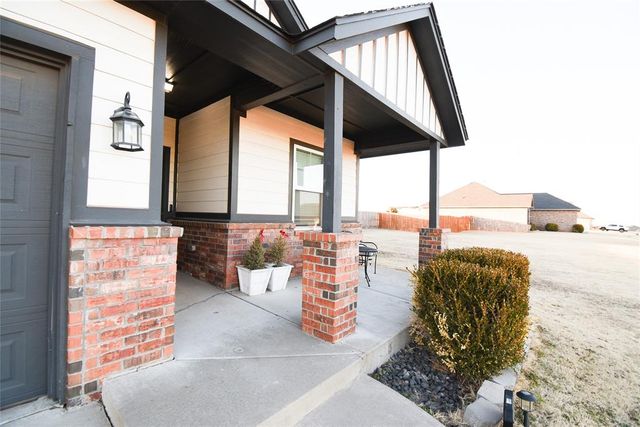 14375 Meadow Ridge Lane, Edmond, OK 73025