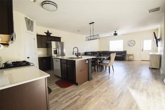 14375 Meadow Ridge Lane, Edmond, OK 73025