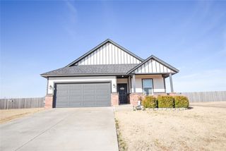 14375 Meadow Ridge Lane, Edmond, OK 73025