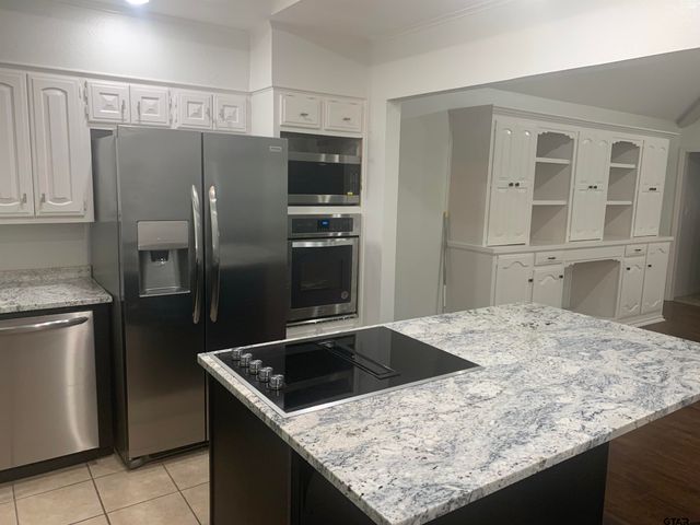 614 Woodland Hills, Tyler, TX 75701