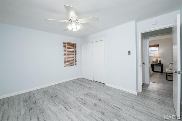 9738 Crestwick Drive, Sunset Hills, MO 63128