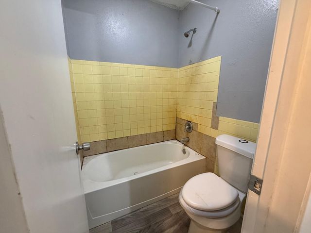 3656 Hemlock St, Orange, TX 77630