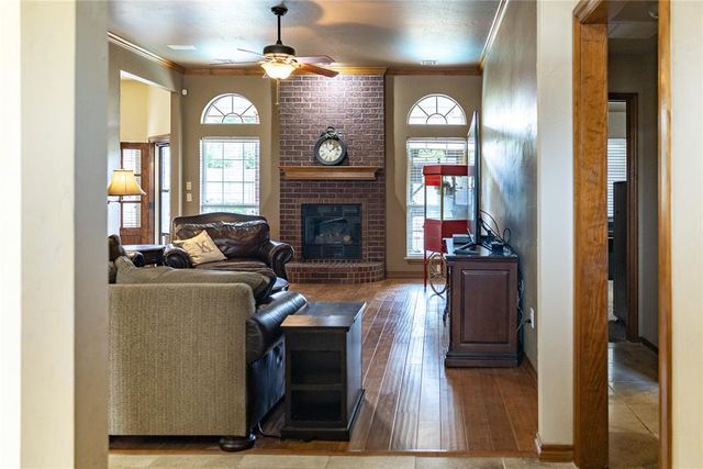 2900 N Water View Court, Norman, OK 73071