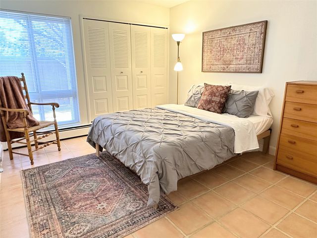 147 Calle Ojo Feliz, Unit E, Santa Fe, NM 87505