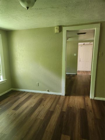 4827 Shreveport Boulevard, Houston, TX 77028