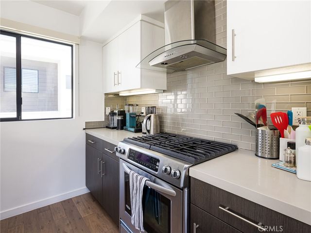 121 E Walnut, El Segundo, CA 90245