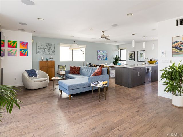 121 E Walnut, El Segundo, CA 90245