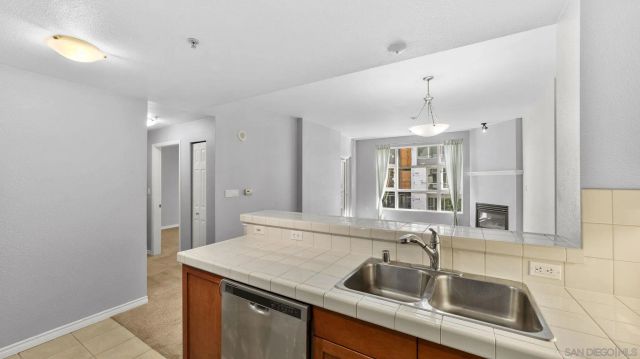 1240 India St 519, San Diego, CA 92101