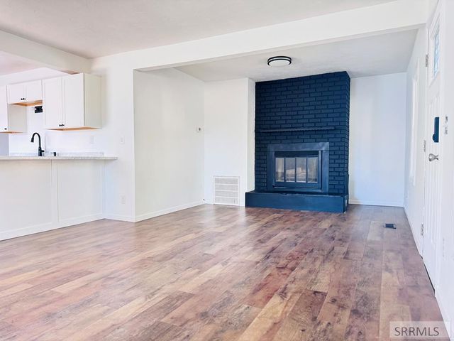 1070 S Shilling Avenue, Blackfoot, ID 83221