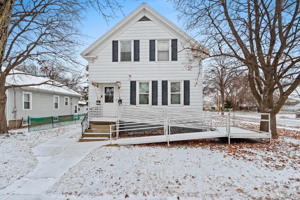 1367 DAY STREET, Green Bay, WI 54302