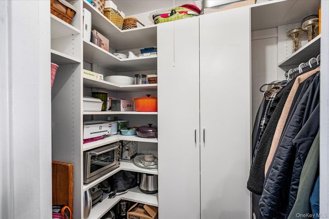 711 Shore Road 3 C, Long Beach, NY 11561