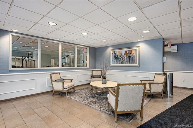 711 Shore Road 3 C, Long Beach, NY 11561