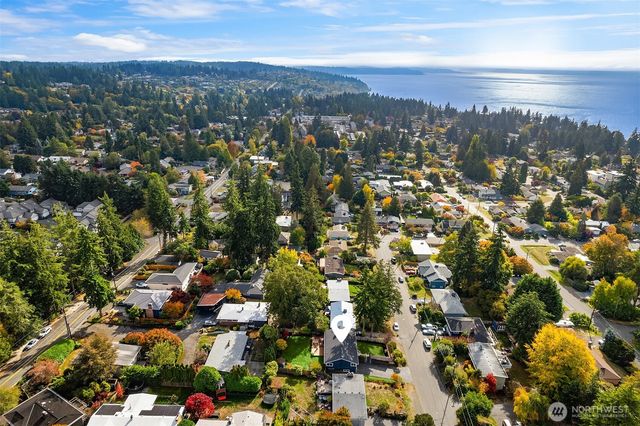 20142 17th Avenue NW, Shoreline, WA 98177