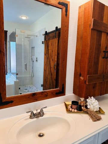 812 Brookwater Drive, Mckinney, TX 75071