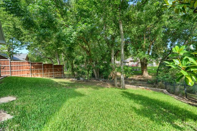 812 Brookwater Drive, Mckinney, TX 75071