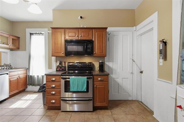 718 Bay Street, Chippewa Falls, WI 54729