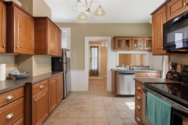 718 Bay Street, Chippewa Falls, WI 54729