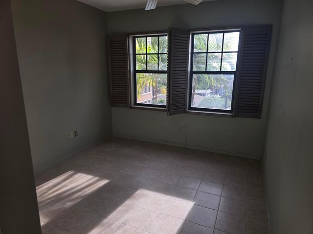 511 Lucerne Avenue 512, Lake Worth Beach, FL 33460
