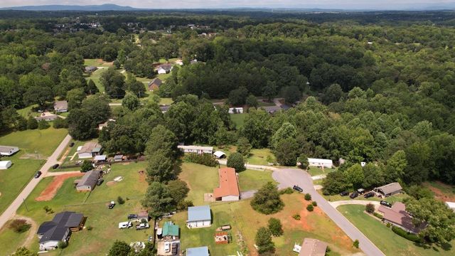 9 W Tyger Court, Greer, SC 29651
