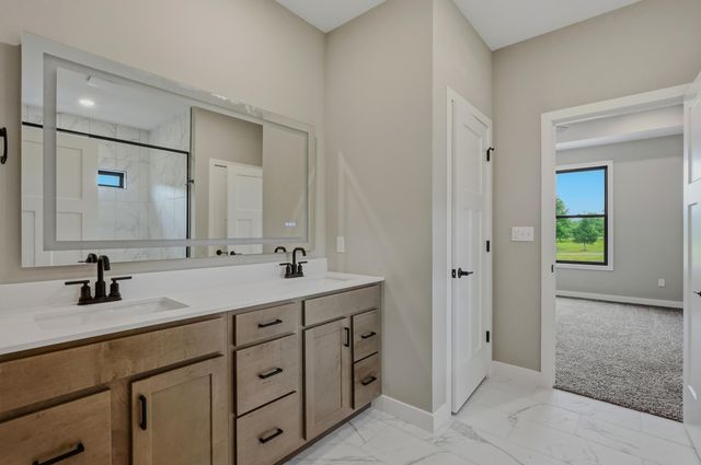 5305 OAKVILLE RANCH DR, Columbia, MO 65201