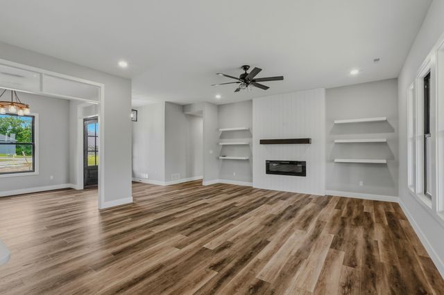 5305 OAKVILLE RANCH DR, Columbia, MO 65201
