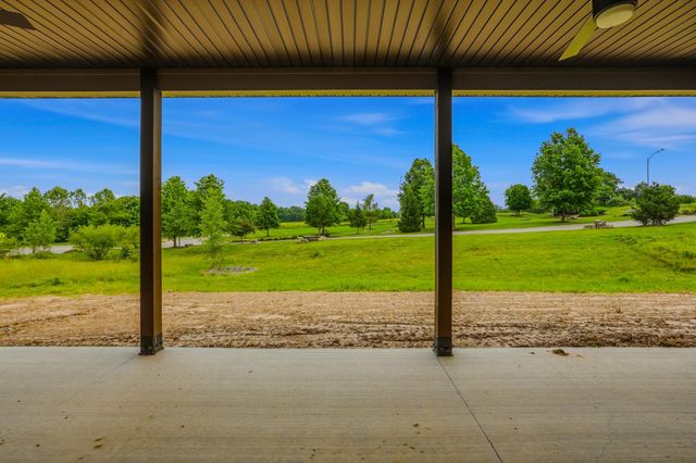 5305 OAKVILLE RANCH DR, Columbia, MO 65201