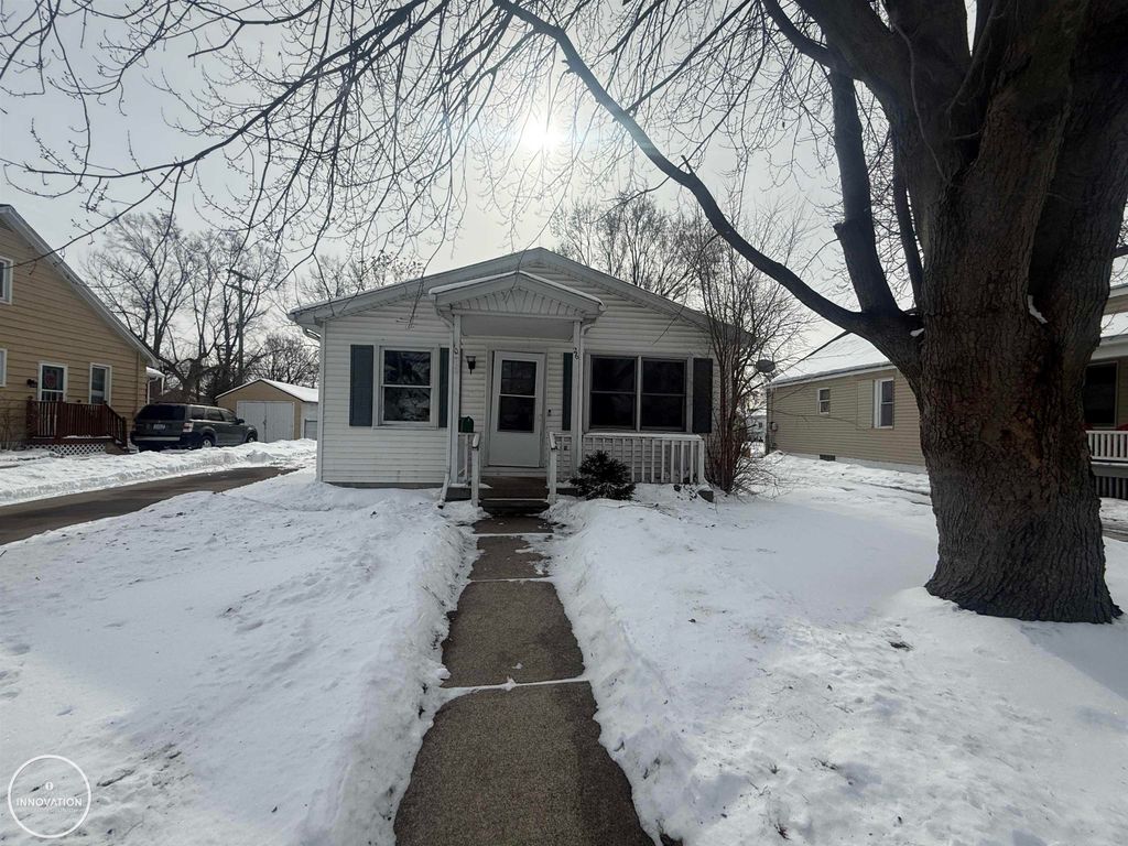 1026 Bancroft Street, Port Huron, MI 48060