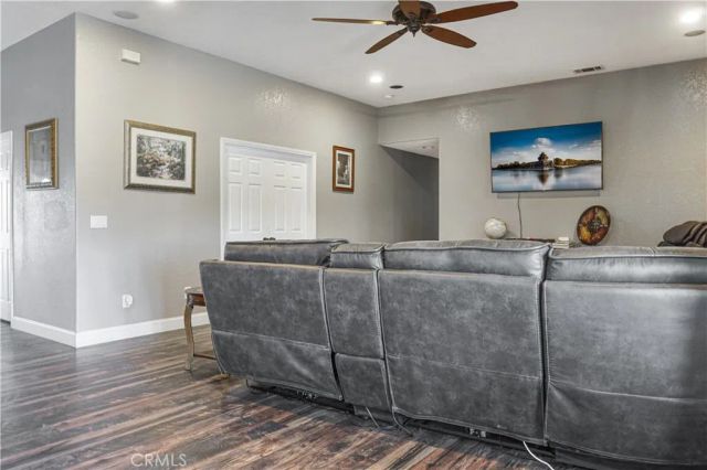 6748 Coriander Drive, Oak Hills, CA 92344