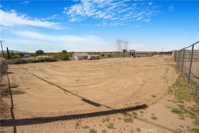 6748 Coriander Drive, Oak Hills, CA 92344