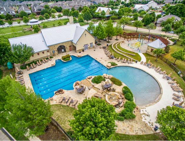 1060 Metalmark Court, Lantana, TX 76226