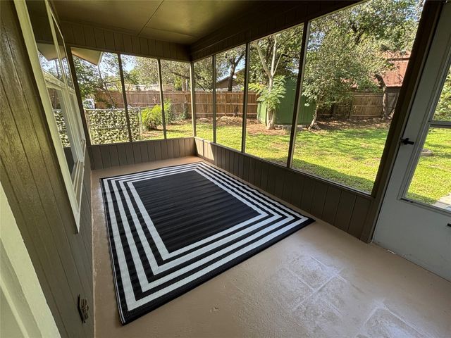 2207 Emerald Isle DR, Leander, TX 78641