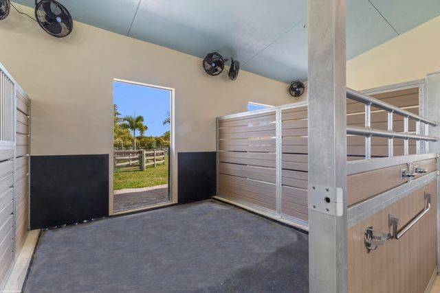 16219 Hollow Tree Lane, Wellington, FL 33470