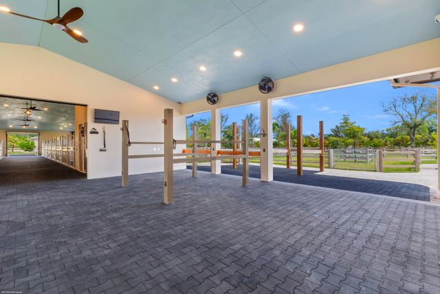 16219 Hollow Tree Lane, Wellington, FL 33470