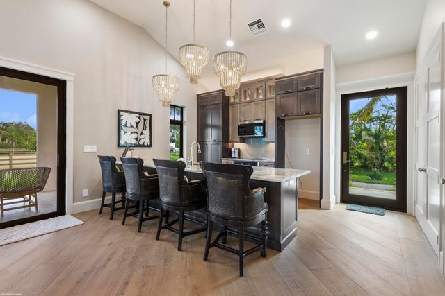 16219 Hollow Tree Lane, Wellington, FL 33470