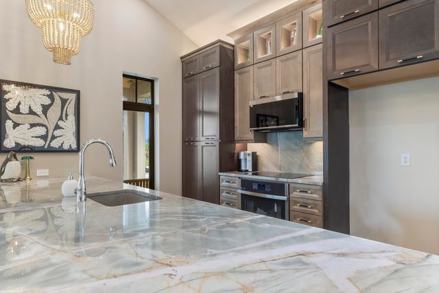 16219 Hollow Tree Lane, Wellington, FL 33470