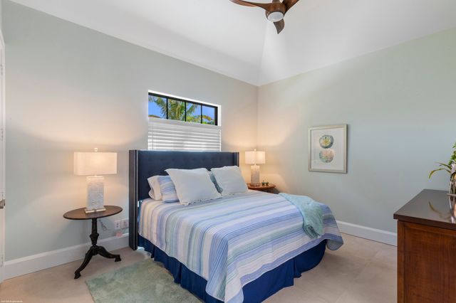 16219 Hollow Tree Lane, Wellington, FL 33470