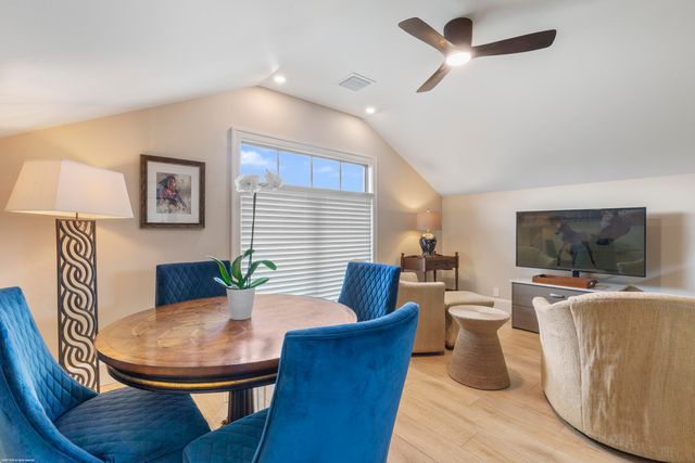 16219 Hollow Tree Lane, Wellington, FL 33470