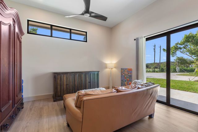 16219 Hollow Tree Lane, Wellington, FL 33470