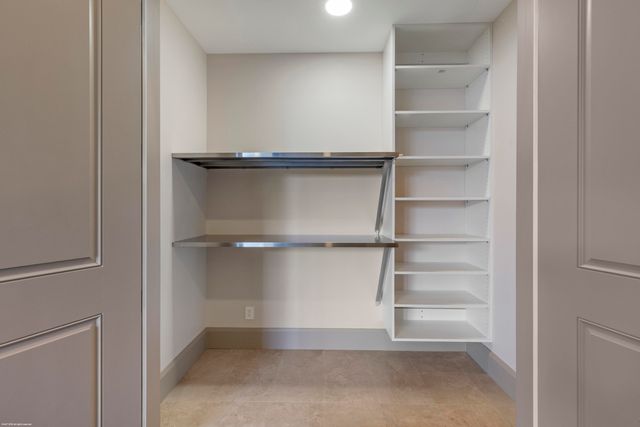 16219 Hollow Tree Lane, Wellington, FL 33470