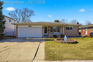34839 Beaver Drive, Sterling Heights, MI 48312