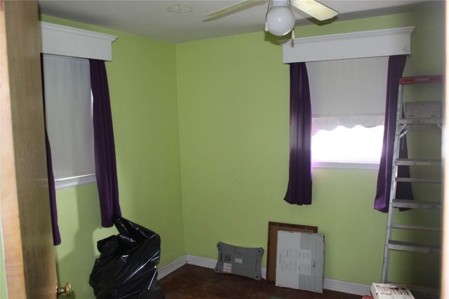 716 W 40TH Street, Erie, PA 16509