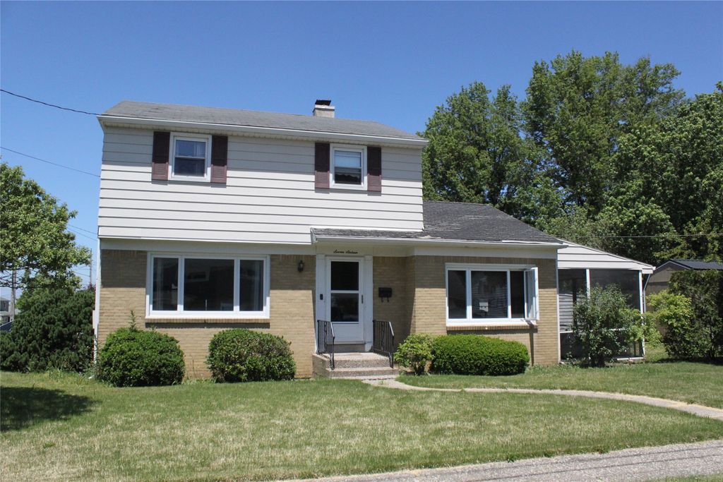 716 W 40TH Street, Erie, PA 16509