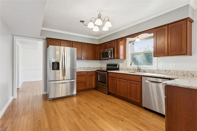 117 Elaine DR, Newport News, VA 23602